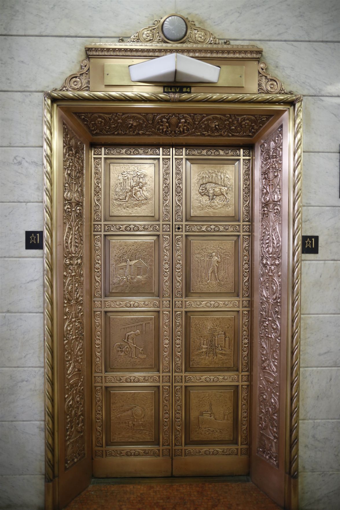 A Closer Look: Ellicott Square Building